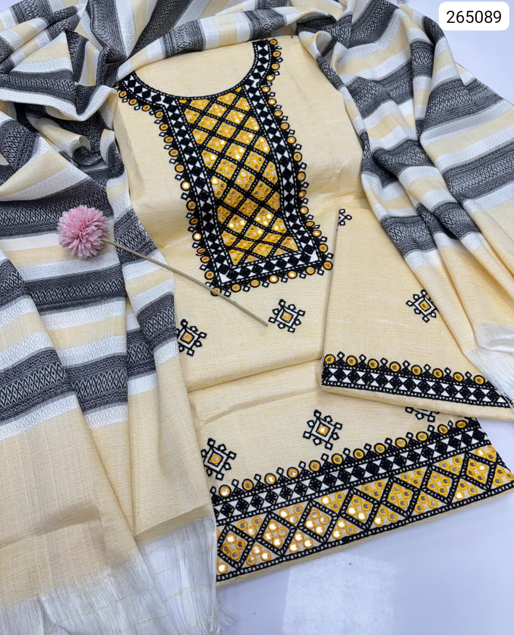 WINTER COLLECTION 2026 Khaadi Khaddar 3-piece unstitched suit