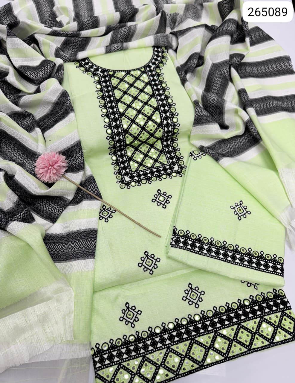 WINTER COLLECTION 2026 Khaadi Khaddar 3-piece unstitched suit