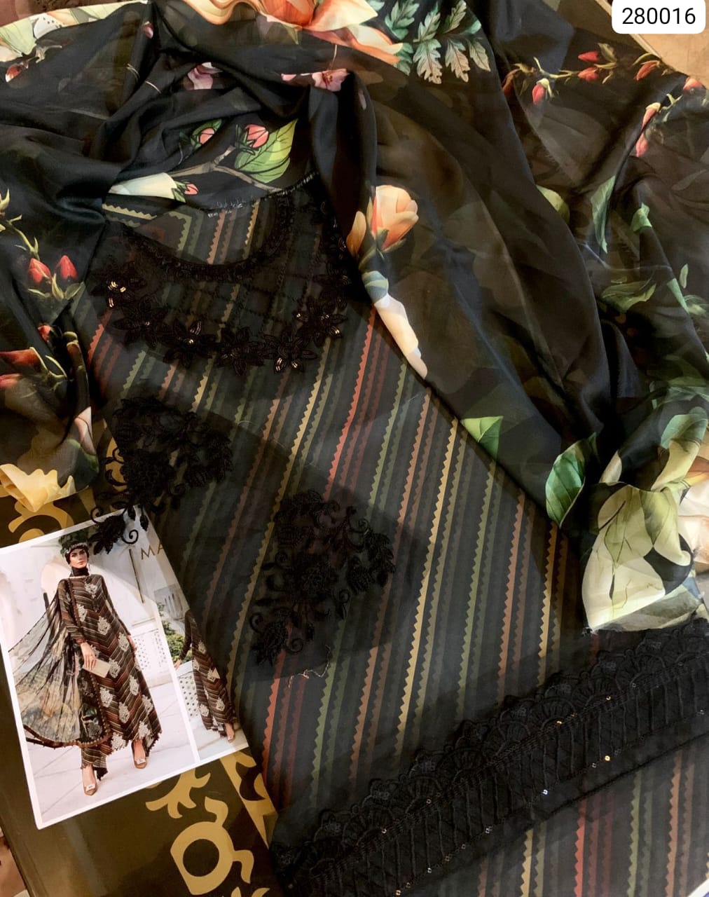 3-Piece Unstitched Suite Premium Shamoz Silk (Digital Printed)